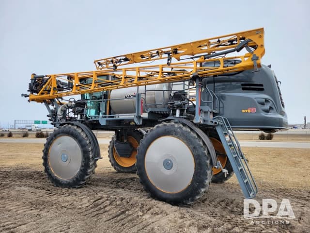 Image of Hagie STS10 equipment image 2