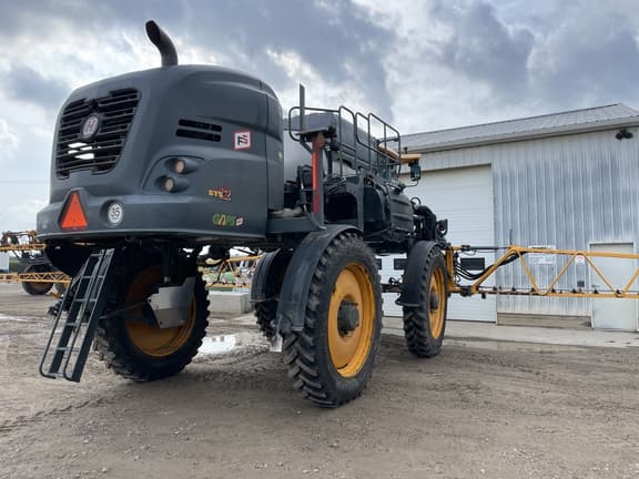 Image of Hagie STS12 equipment image 2