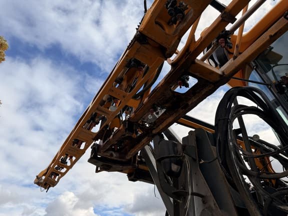 Image of Hagie STS12 equipment image 4