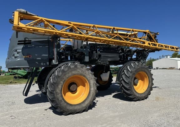Image of Hagie STS12 equipment image 1