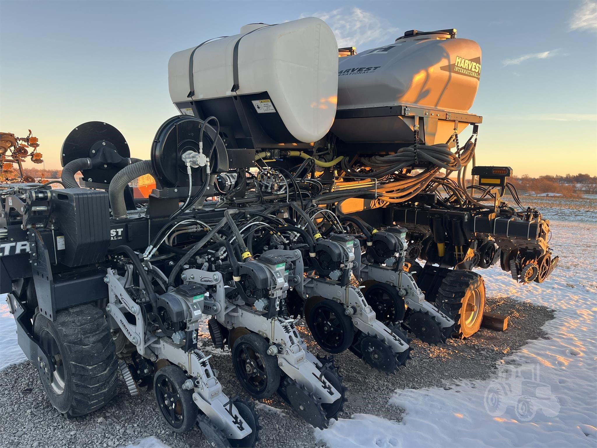 2019 Harvest International PB3015R Equipment Image0