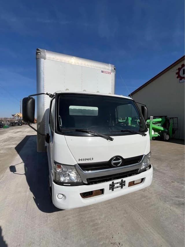 Image of Hino 195 equipment image 1