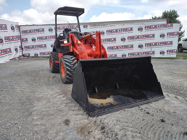 Image of Hitachi ZW50-5B equipment image 2
