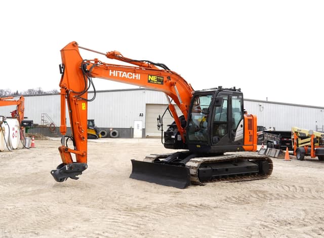 Image of Hitachi ZX135US-6 equipment image 1