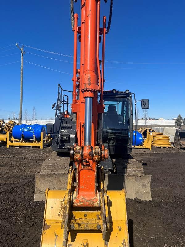 Image of Hitachi ZX135US-6 equipment image 4