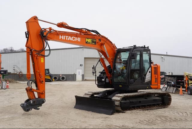 Image of Hitachi ZX135US-6 equipment image 3