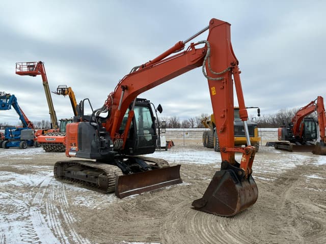 Image of Hitachi ZX135US-6 equipment image 3