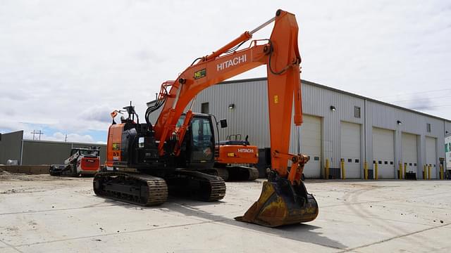Image of Hitachi ZX225US-6 equipment image 3