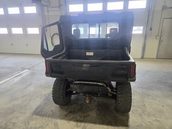 Image of Honda Pioneer 1000 equipment image 3