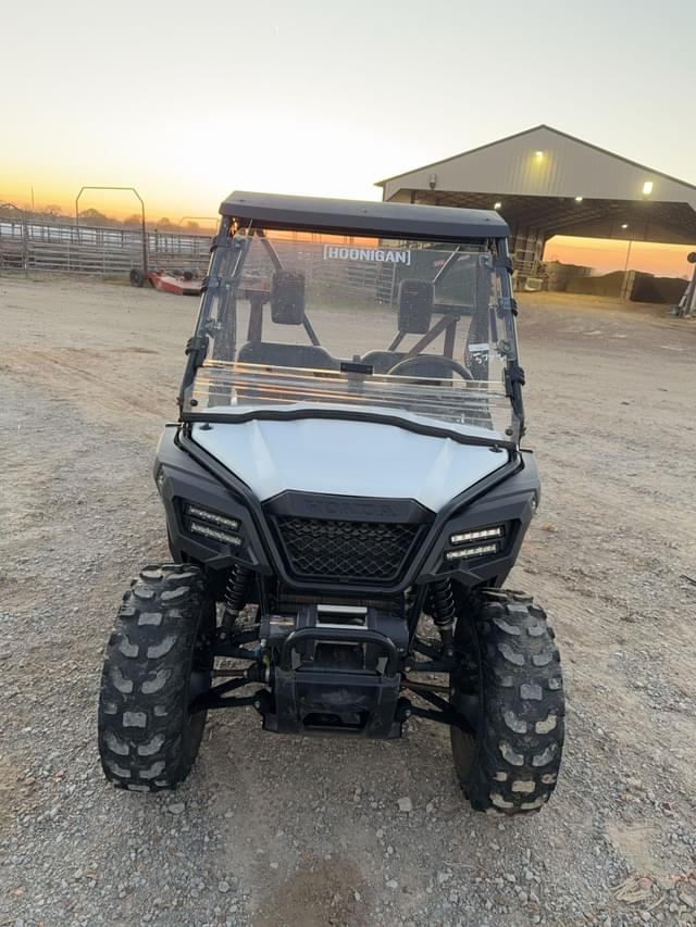 Image of Honda Pioneer 500 equipment image 1