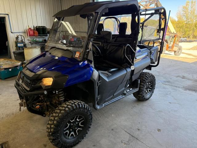 Image of Honda Pioneer 700-4 equipment image 2