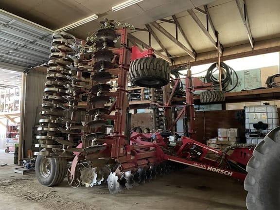 Main image Horsch Joker RT35