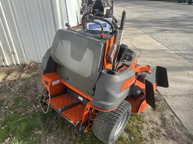 Image of Husqvarna V554 equipment image 3