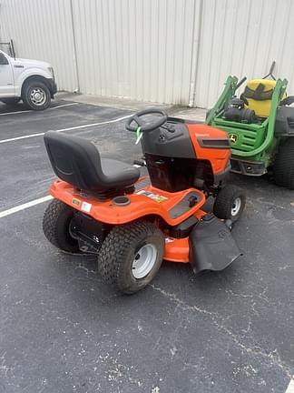 Image of Husqvarna YTH22V46 equipment image 3