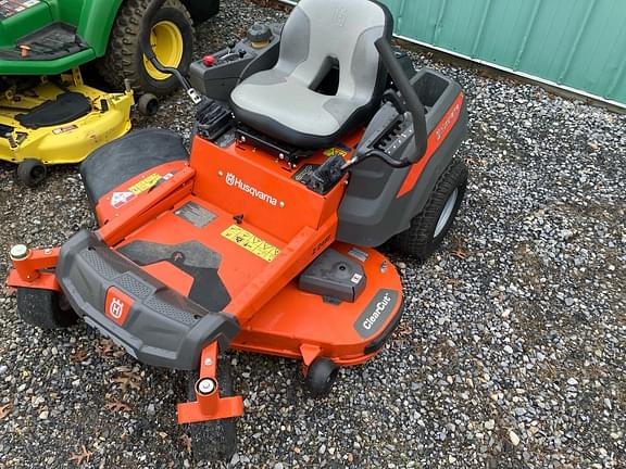 Image of Husqvarna Z248F equipment image 1