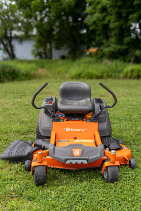 Image of Husqvarna Z254 equipment image 3