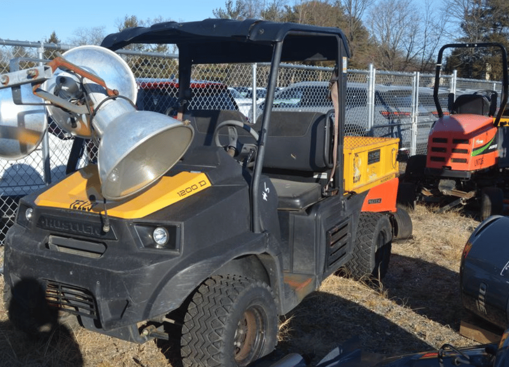 2019 Hustler MDV1200D Equipment Image0