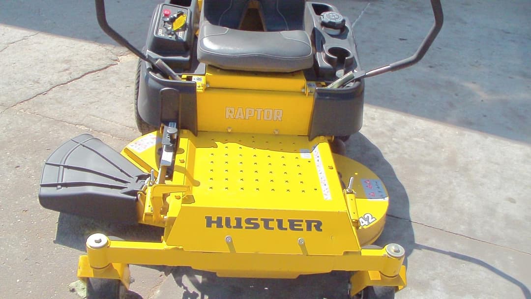 Image of Hustler Raptor Image 1