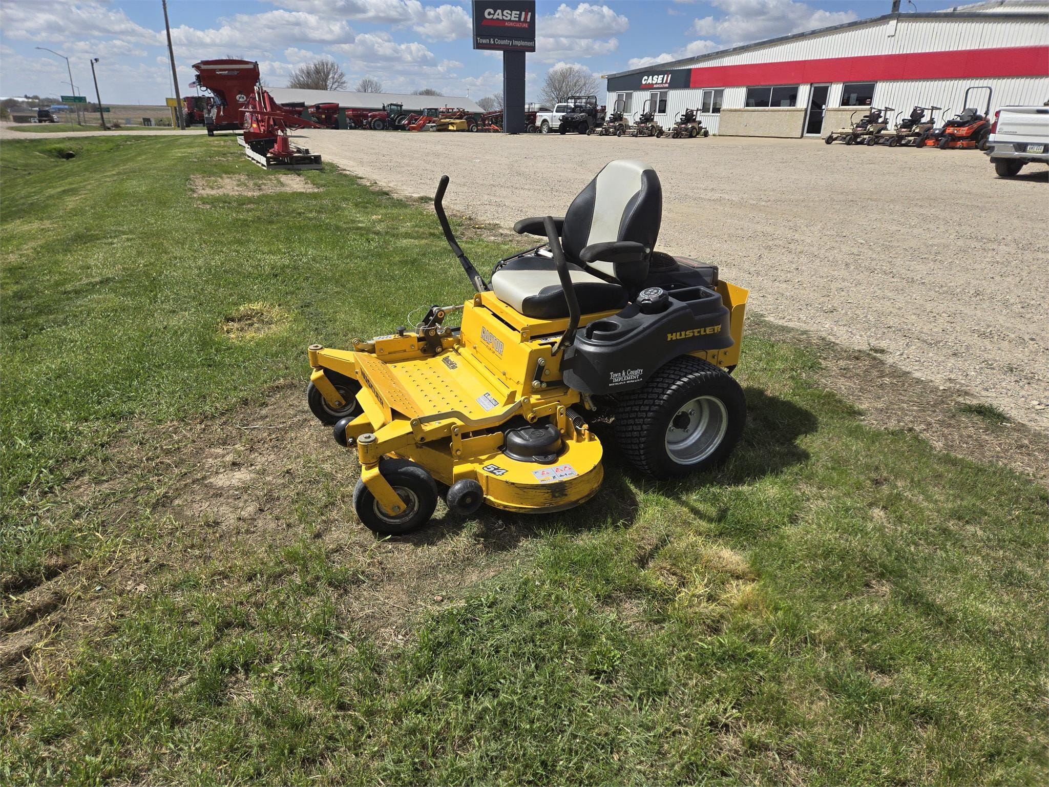 Main image Hustler Raptor Flip-Up