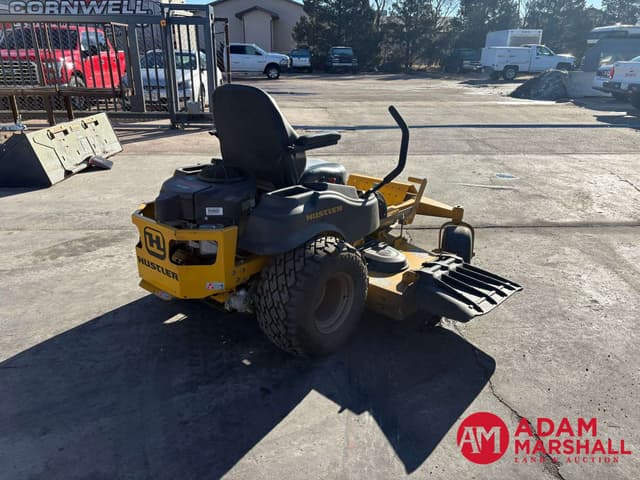 Image of Hustler Raptor SDX equipment image 2