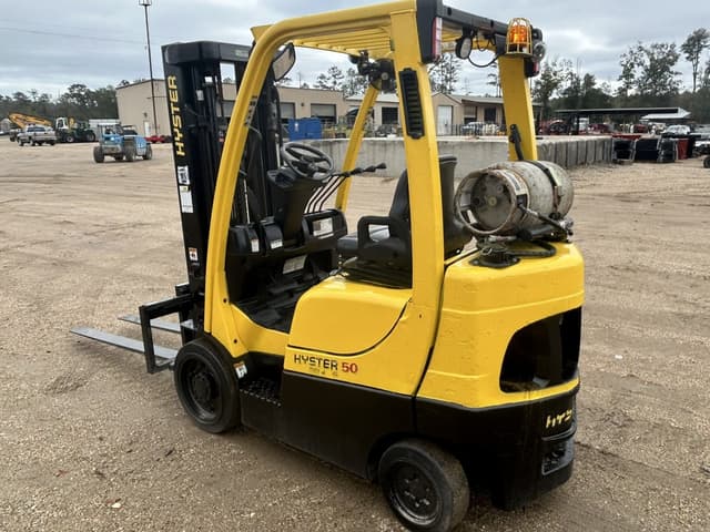 Image of Hyster S50FT equipment image 3