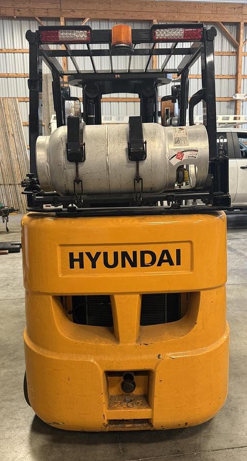 Image of Hyundai 25LC-7A equipment image 3