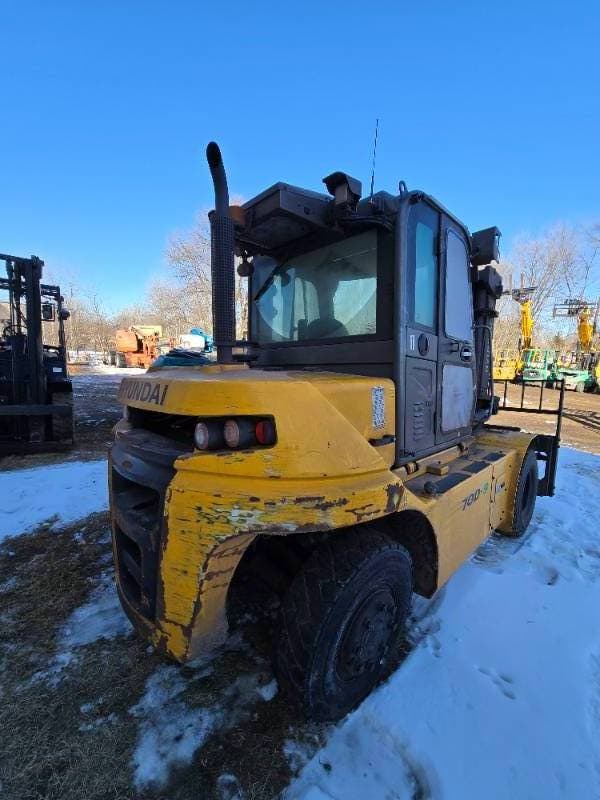 Image of Hyundai 70D-9 equipment image 3