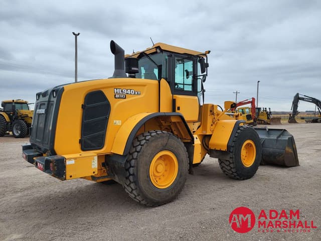 Image of Hyundai HL940XT equipment image 2