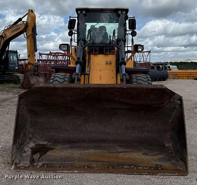 Image of Hyundai HL955TM equipment image 1