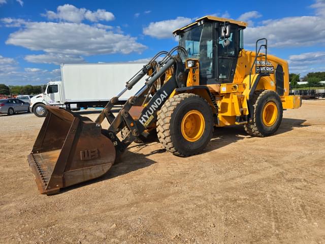 Image of Hyundai HL955TM equipment image 3