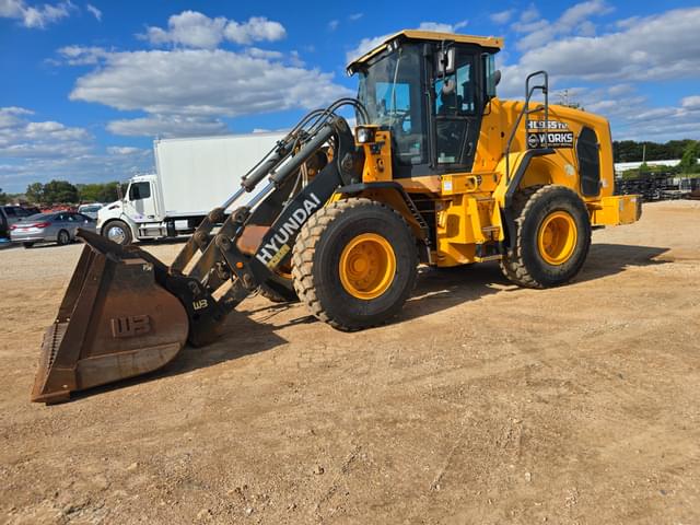 Image of Hyundai HL955TM equipment image 4