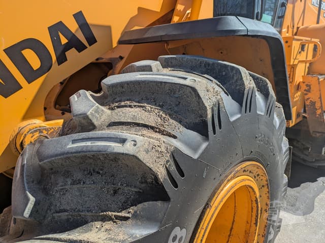 Image of Hyundai HL960 equipment image 3