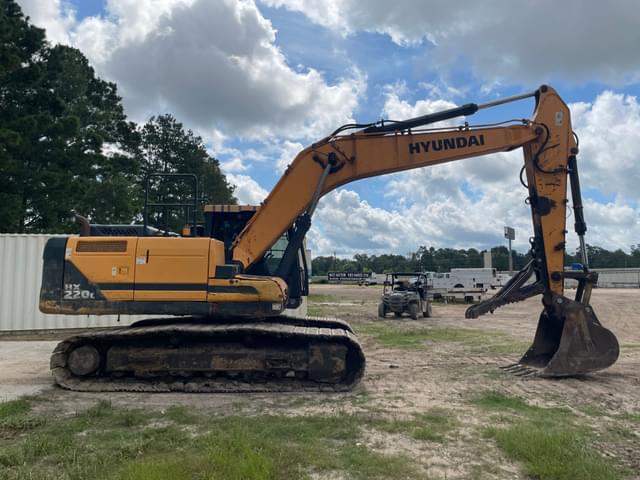 Image of Hyundai HX220L equipment image 3