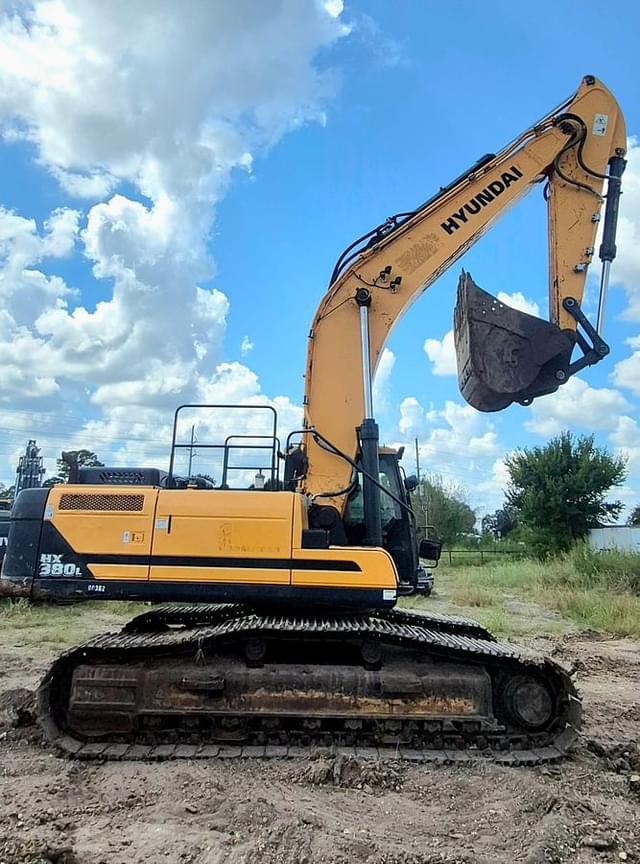 Image of Hyundai HX380L equipment image 2