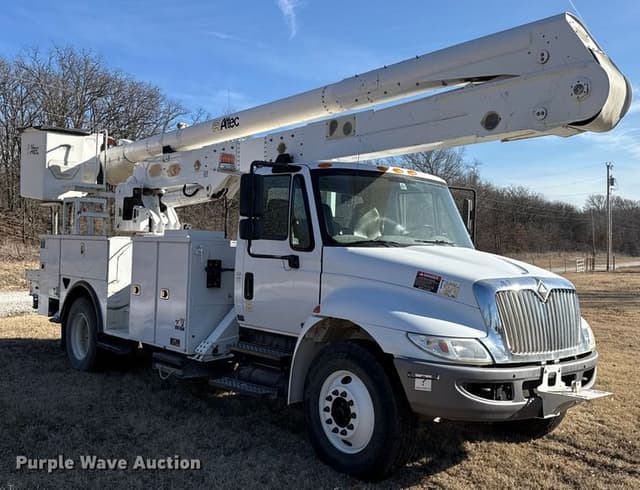 Image of International 4300 equipment image 2