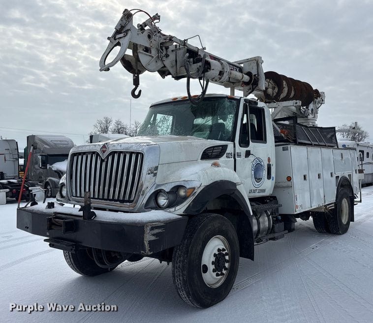 2019 International 7300 SFA Equipment Image0
