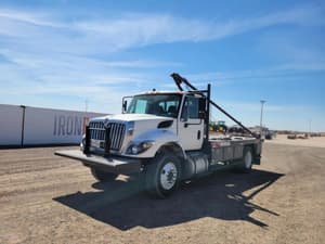 2019 International 7300 Image