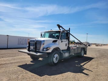 Main image International 7300