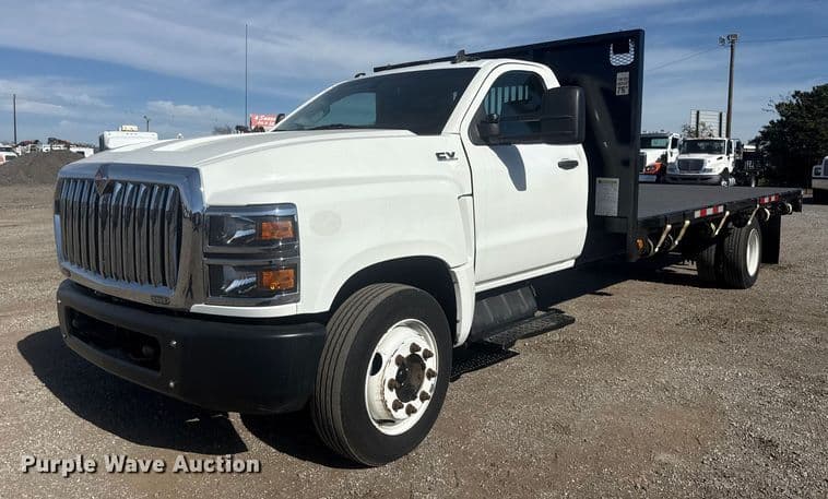 Image of International CV515 Primary image