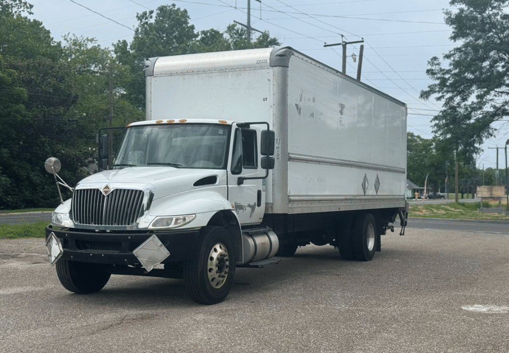 2019 International Durastar 4300 Equipment Image0