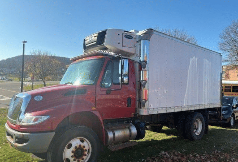 2019 International Durastar 4300 Equipment Image0