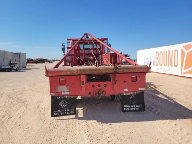 Image of International Durastar 4300 equipment image 3