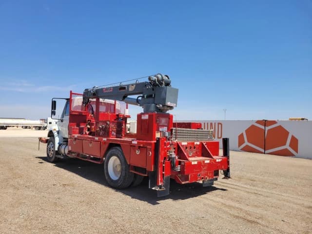 Image of International Durastar 4300 equipment image 2