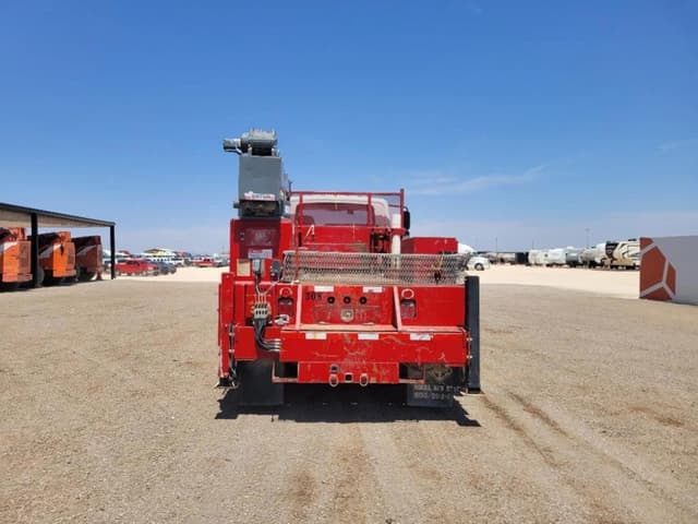Image of International Durastar 4300 equipment image 3