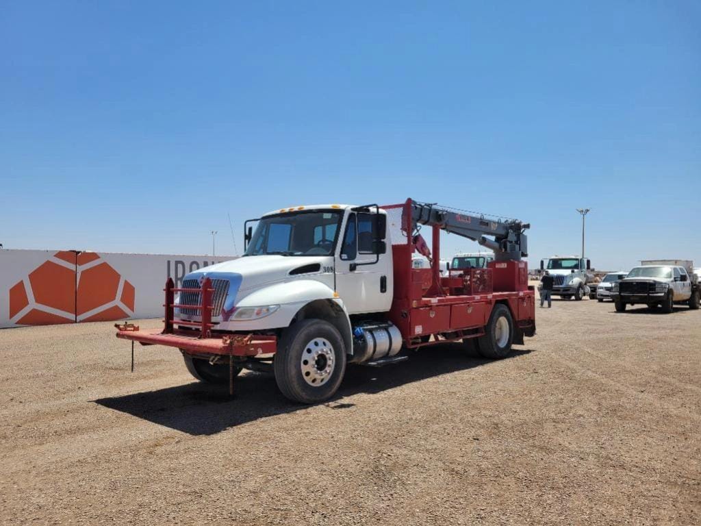 2019 International Durastar 4300 Equipment Image0