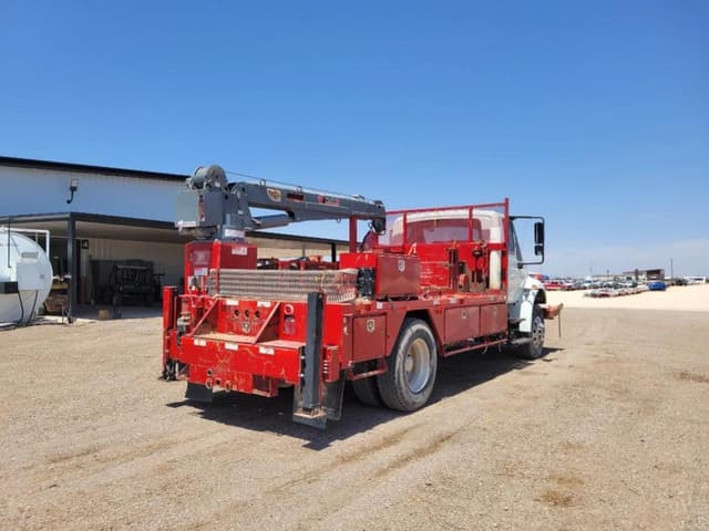 Image of International Durastar 4300 equipment image 4