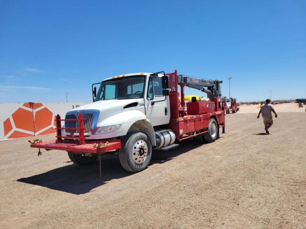 2019 International Durastar 4300 Equipment Image0