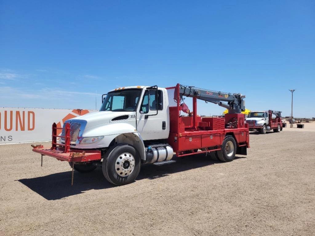 2019 International Durastar 4300 Equipment Image0
