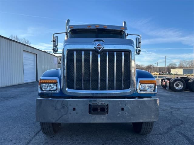 Image of International HX equipment image 1