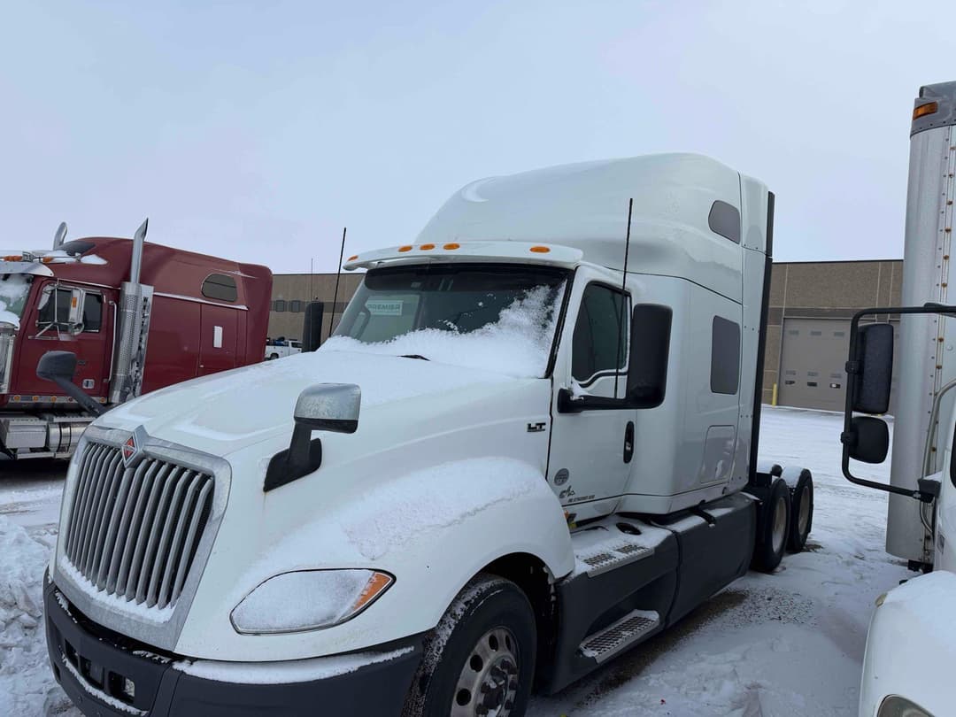 Image of International LT625 Primary image